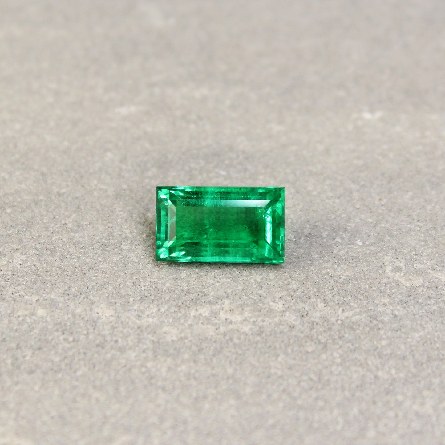 2.24ct Baguette Emerald, Minor Oil, Zambia - 10.28 x 6.09 x 4.23mm