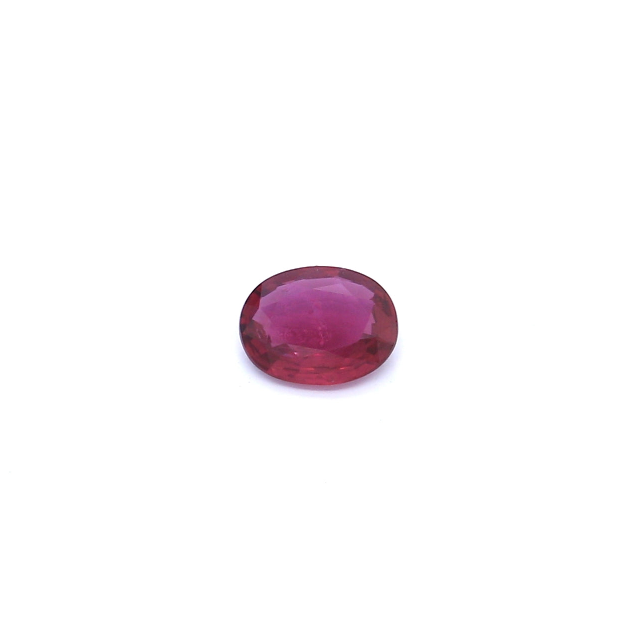 0.38ct Purplish Red, Oval Ruby, H(a), Thailand - 5.44 x 4.33 x 1.72mm