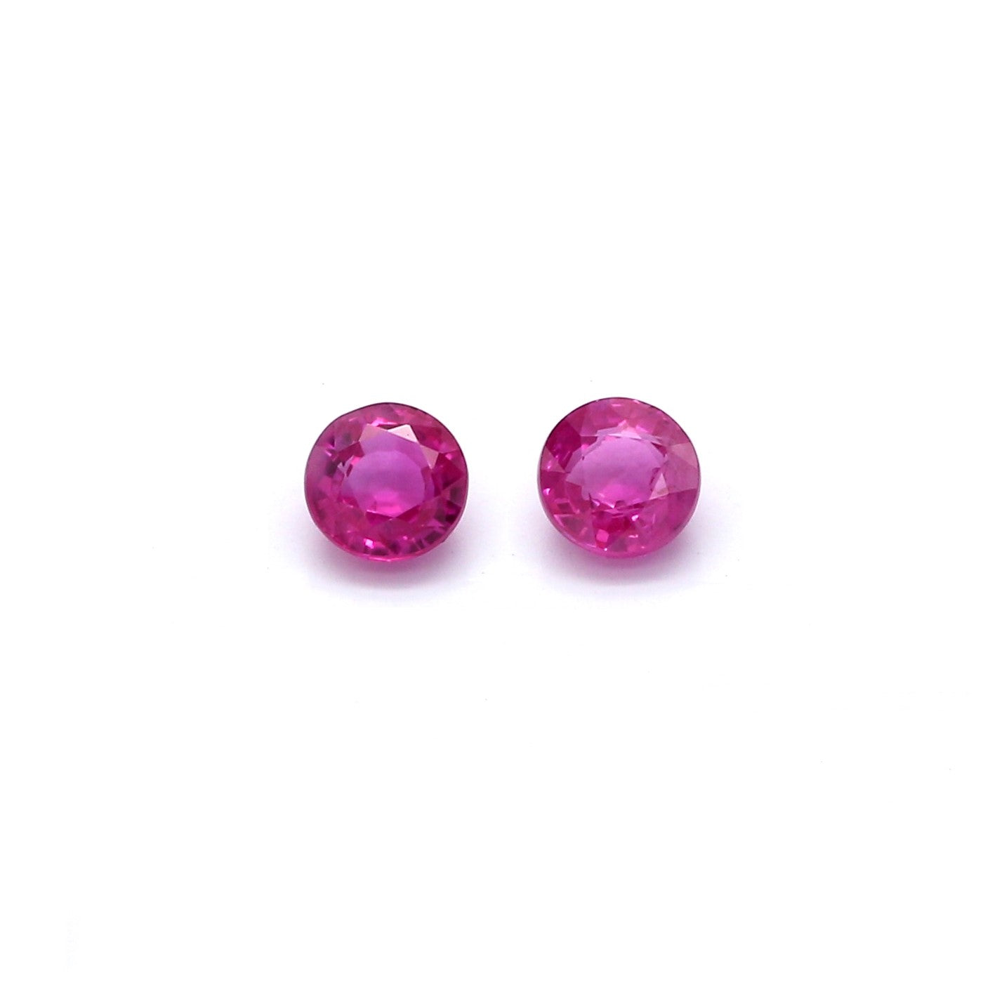 0.78ct Purplish Pink, Round Sapphire Pair, Heated, Vietnam - 4.06 - 4.13 x 2.4mm