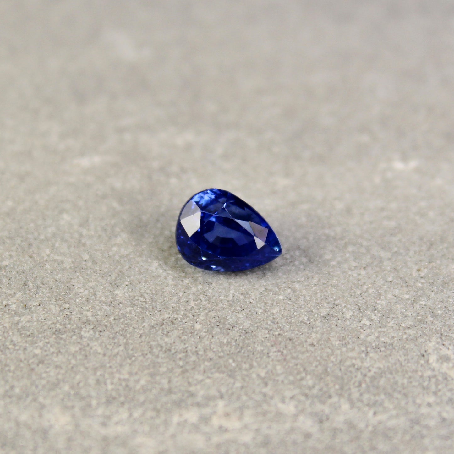 1.46ct Pear Shape Sapphire, Heated, Sri Lanka - 6.83 x 5.19 x 5.01mm