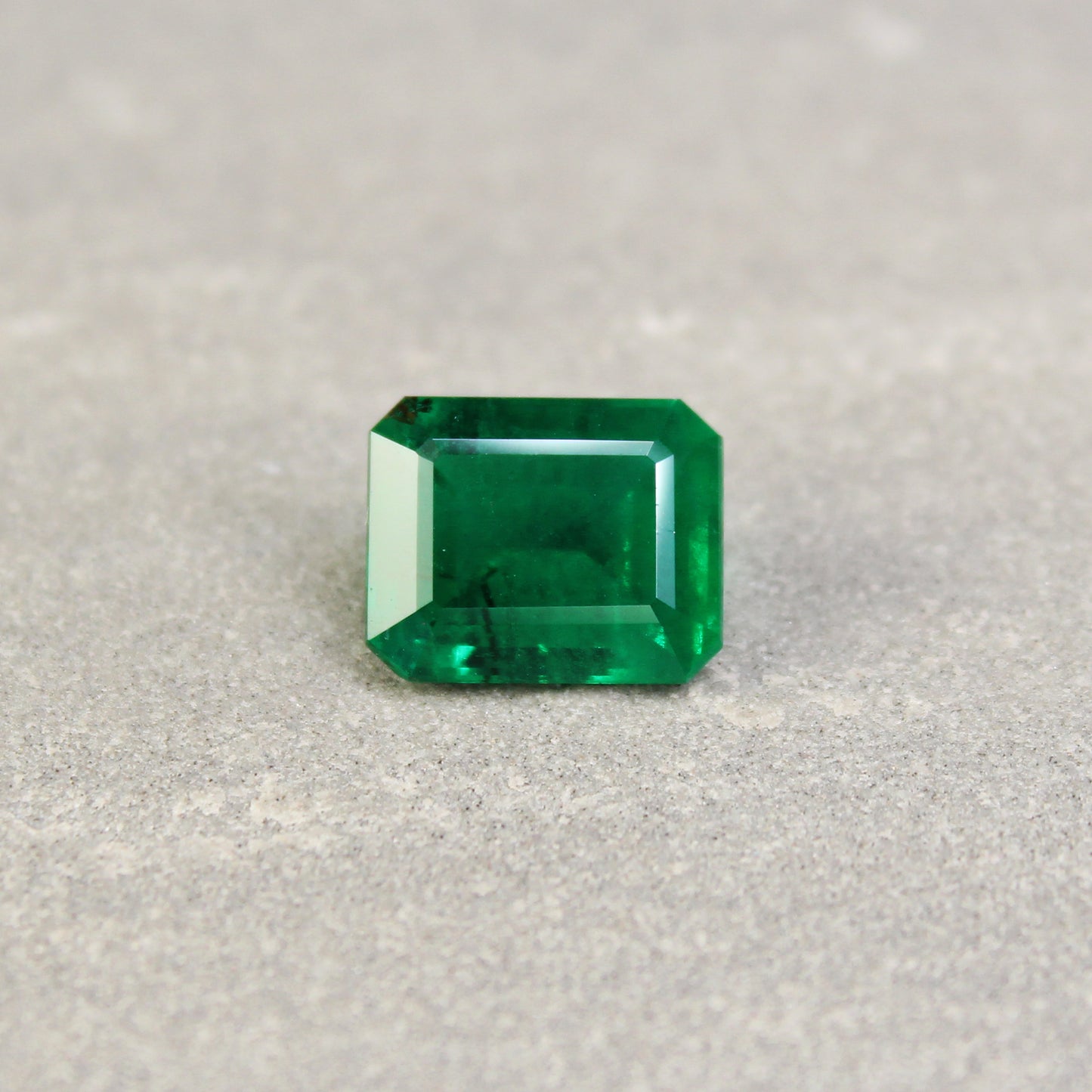 3.83ct Octagon Emerald, Minor Oil, Zambia - 10.84 x 8.81 x 5.60mm