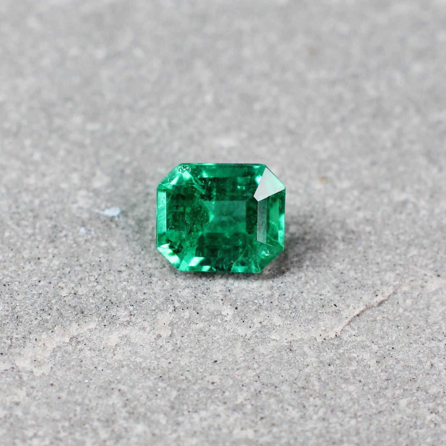 0.68ct Octagon Emerald, Moderate Resin, Zambia - 5.94 x 5.03 x 3.48mm